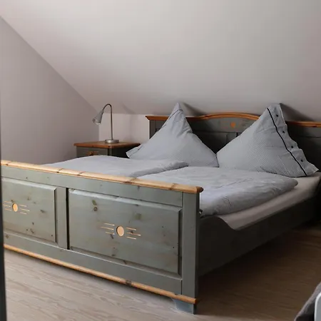 Mahro Ilka פלצרהאקן